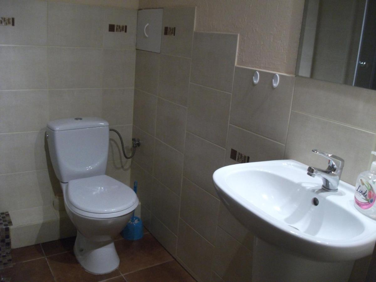 Apartament Nad Odra Lägenhet Wrocław Exteriör bild